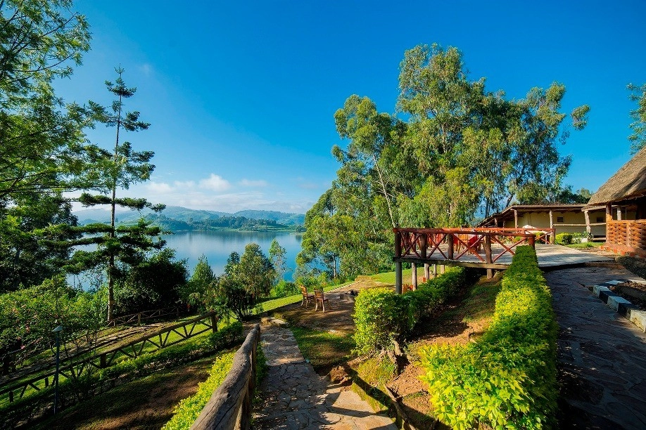 Uganda Gorilla Safar & Cultural Encounter