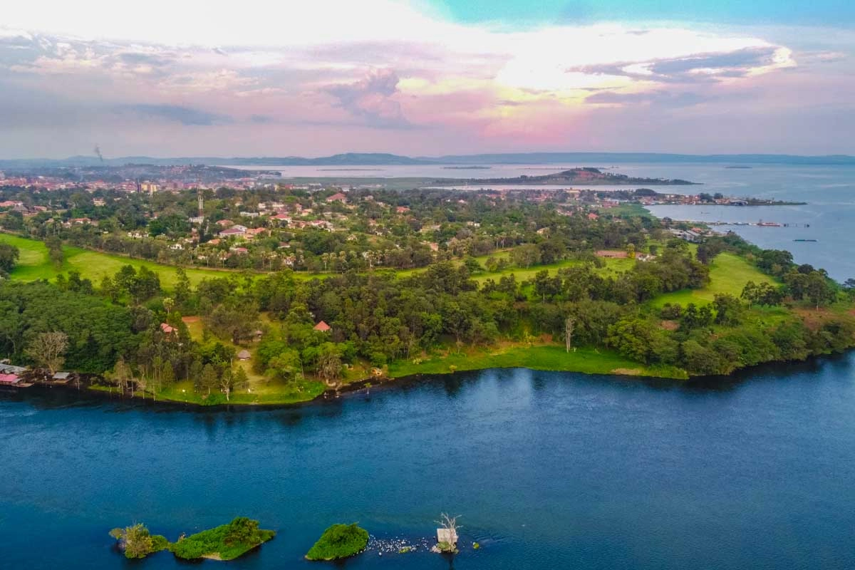 Couple enjoying Paris with Eiffel Tower