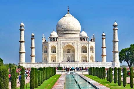 Couple enjoying Paris with Eiffel Tower