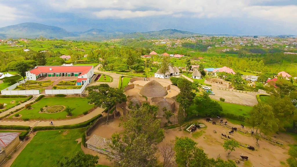 Couple enjoying Paris with Eiffel Tower